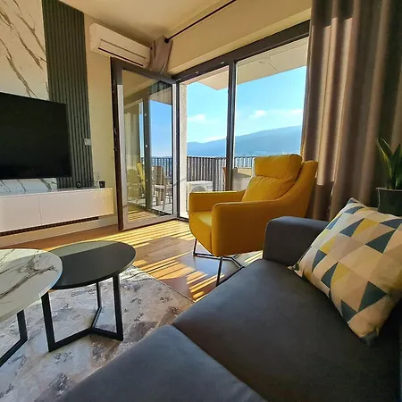 Divine 69 Luxury Apartment, City - Center, Diamond Residences, Free Parking