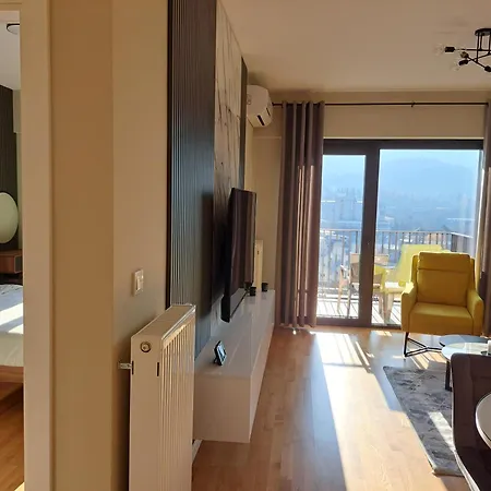 Divine 69 Luxury Apartment, City - Center, Diamond Residences, Free Parking * Skopje