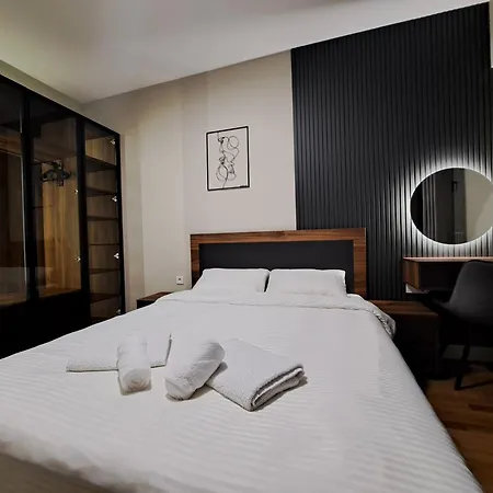 Divine 69 Luxury Apartment, City - Center, Diamond Residences, Free Parking *