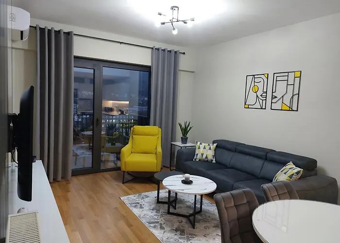 Divine 69 Luxury Apartment, City - Center, Diamond Residences, Free Parking *